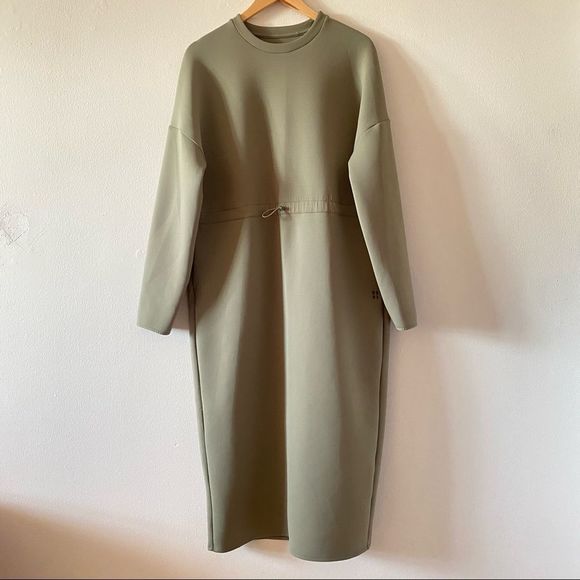 NWOT Sweaty Betty Grace Scuba Midi Oversized Sweatshirt Dress Moss Green - Picture 5 of 6